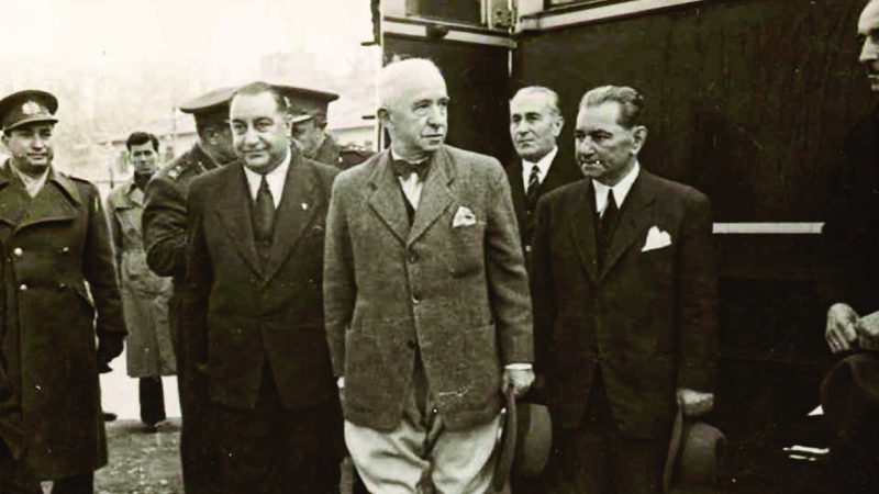 Köy Enstitülerini Kim Kapattı?